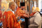 В Казанском храме поздравляли прихожанок с православным женским днем. 